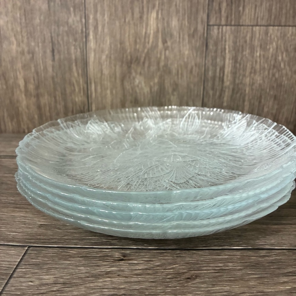 Set of 5 Arcoroc Clear Glass Salad Plates/Vintage Pressed Glass Floral Design